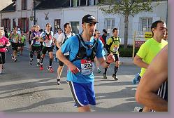 02 Marathon Cheverny 321 * 680 x 453 * (147KB)